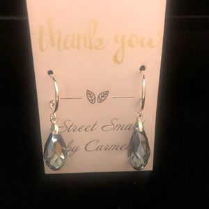 🖐️Handmade// NWT// Statement earrings 😍